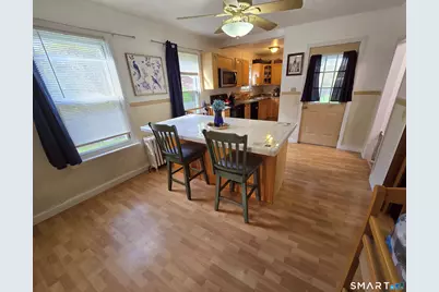 599 Vauxhall St Extension, Waterford, CT 06385 - Photo 10