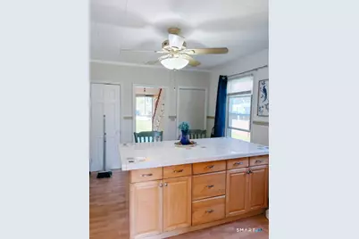 599 Vauxhall St Extension, Waterford, CT 06385 - Photo 12