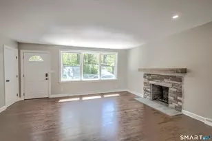 437 Middle Rd Turnpike, Woodbury, CT 06798 - Photo 4