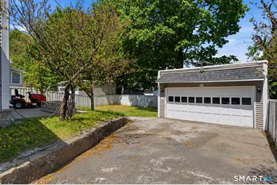 101 Leffingwell Avenue, Waterbury, CT 06710 - Photo 26