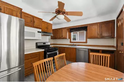 101 Leffingwell Avenue, Waterbury, CT 06710 - Photo 8