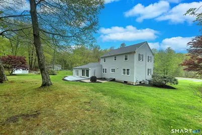 41 Tuttle Court, Bethany, CT 06524 - Photo 4