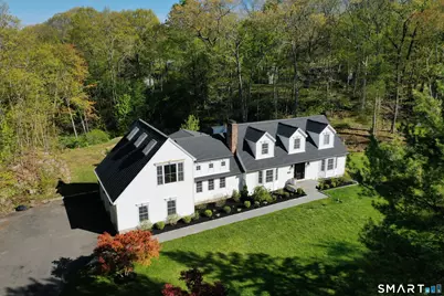 9 Maplewood Road, Ridgefield, CT 06877 - Photo 2
