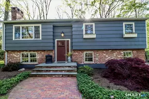 28 Fieldcrest Dr, Ridgefield, CT 06877 - Photo 2