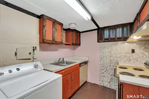 144 New Haven Ave, Waterbury, CT 06708 - Photo 32