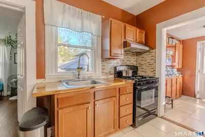 25 McKinley Avenue, Stratford, CT 06615 - Photo 18