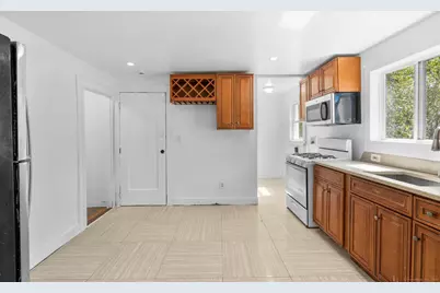 278 Willow Street, Waterbury, CT 06710 - Photo 30