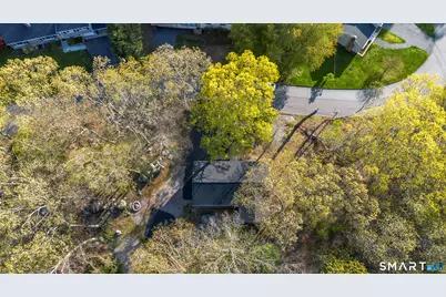 30 Patricia Court, Ledyard, CT 06335 - Photo 2