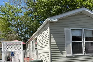 62 Fort Hill Rd, Groton, CT 06340 - Photo 1