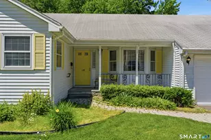 139 Forest Dr, Newington, CT 06111 - Photo 2