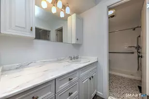 132 Bison Ln, Stratford, CT 06614 - Photo 24
