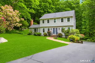 29 Hungry Hill Cir, Guilford, CT 06437 - Photo 1