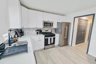 358 Wethersfield Ave, Hartford, CT 06114 - Photo 8