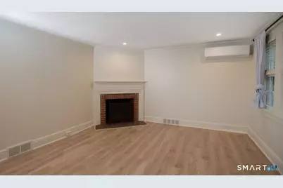 40 Unit B Seminary Street, New Canaan, CT 06840 - Photo 8
