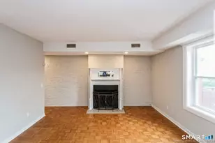 71 Imlay St, Hartford, CT 06105 - Photo 6