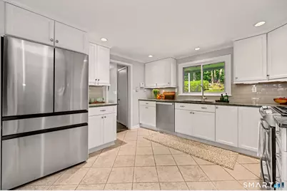211 High Meadow Road, Fairfield, CT 06890 - Photo 12