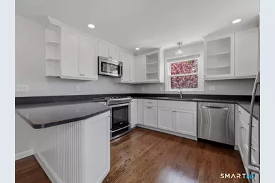 13 Maltby Street, Branford, CT 06405 - Photo 18