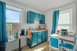 7 University Pl, New Haven, CT 06511 - Photo 16