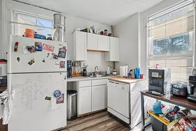 7 University Place, New Haven, CT 06511 - Photo 8