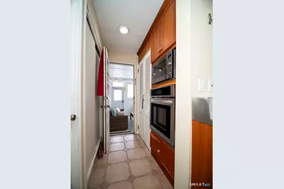 136 Knoll Drive, Hamden, CT 06518 - Photo 16