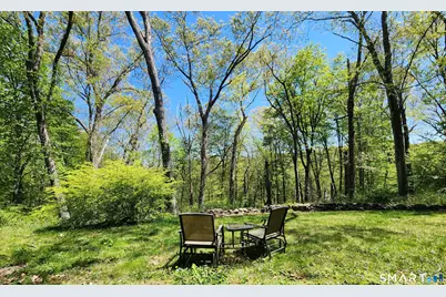 136 Knoll Drive, Hamden, CT 06518 - Photo 2