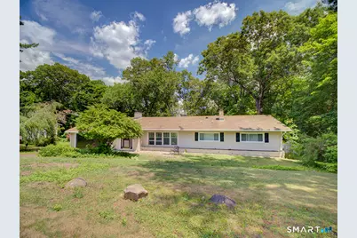 136 Knoll Drive, Hamden, CT 06518 - Photo 2