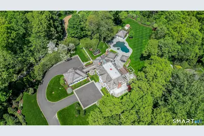 38 Three Wells Lane, Darien, CT 06820 - Photo 4