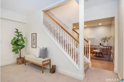 39 Emily Way #39, West Hartford, CT 06107 - Photo 38