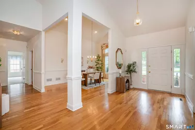 39 Emily Way #39, West Hartford, CT 06107 - Photo 6