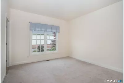39 Emily Way #39, West Hartford, CT 06107 - Photo 30