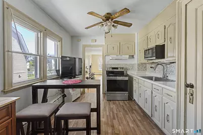 172 Sisson Street, East Hartford, CT 06118 - Photo 8