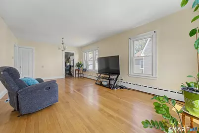 172 Sisson Street, East Hartford, CT 06118 - Photo 4