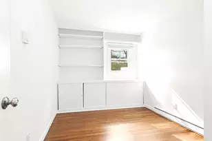 14 Dale Pl, Stamford, CT 06906 - Photo 12