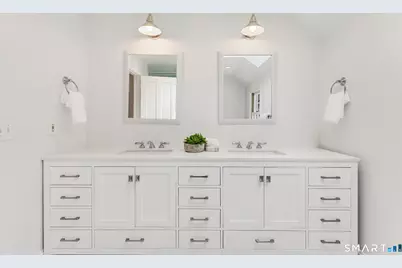 176 Carter Street, New Canaan, CT 06840 - Photo 16