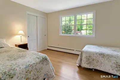 1090 Galloping Hill Road, Fairfield, CT 06824 - Photo 24
