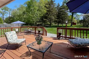1090 Galloping Hill Rd, Fairfield, CT 06824 - Photo 28