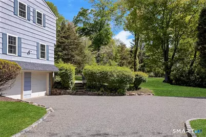 1090 Galloping Hill Road, Fairfield, CT 06824 - Photo 36