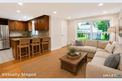 99 Iroquois Road, West Hartford, CT 06117 - Photo 12