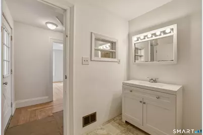 784 Howard Avenue #2nd Floor, Bridgeport, CT 06605 - Photo 38