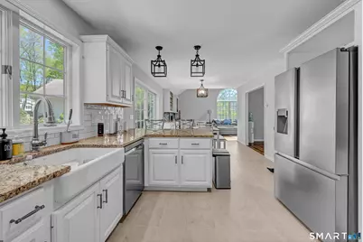 33 King Street, Danbury, CT 06811 - Photo 18