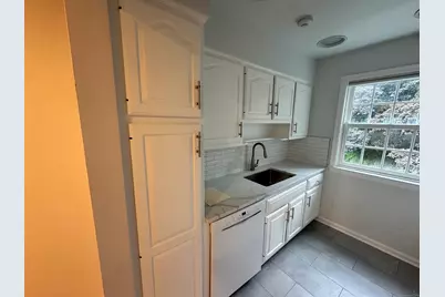 11 Pond Lane #11, Darien, CT 06820 - Photo 4