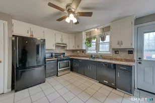 160 Windbrook Dr, Windsor, CT 06095 - Photo 12