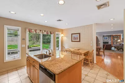 12 Mountain Farms Road, West Hartford, CT 06117 - Photo 8