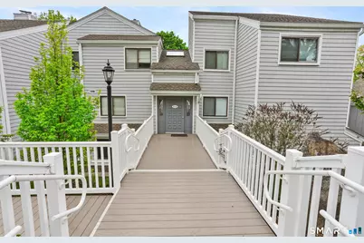 22 Rowayton Woods Drive #22, Norwalk, CT 06854 - Photo 2