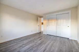 980 Lindley St, Bridgeport, CT 06606 - Photo 16
