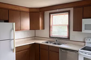 155-B Pennsylvania Ave, East Lyme, CT 06357 - Photo 8