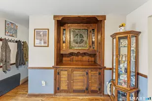 48 Cribbins Ave, Shelton, CT 06484 - Photo 8