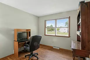 404 Ansantawae Rd, Milford, CT 06460 - Photo 16