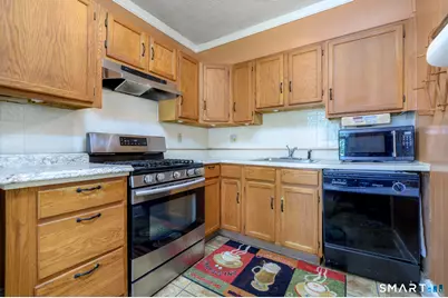 13 Hazel Street, Stamford, CT 06902 - Photo 4