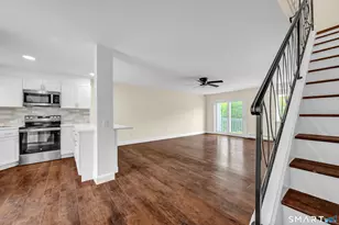 113 Park Ave, Danbury, CT 06810 - Photo 8